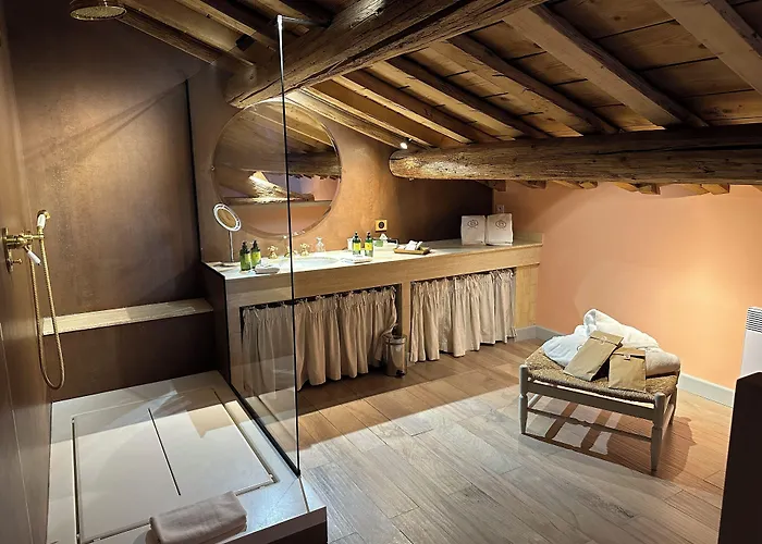 Le Mas De Peint - Hotel Et Restaurant